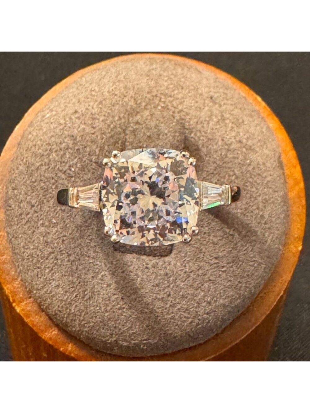 Sterling Silver 925 Cubic Zirconia With Shoulder Accents Ring Size 9.75